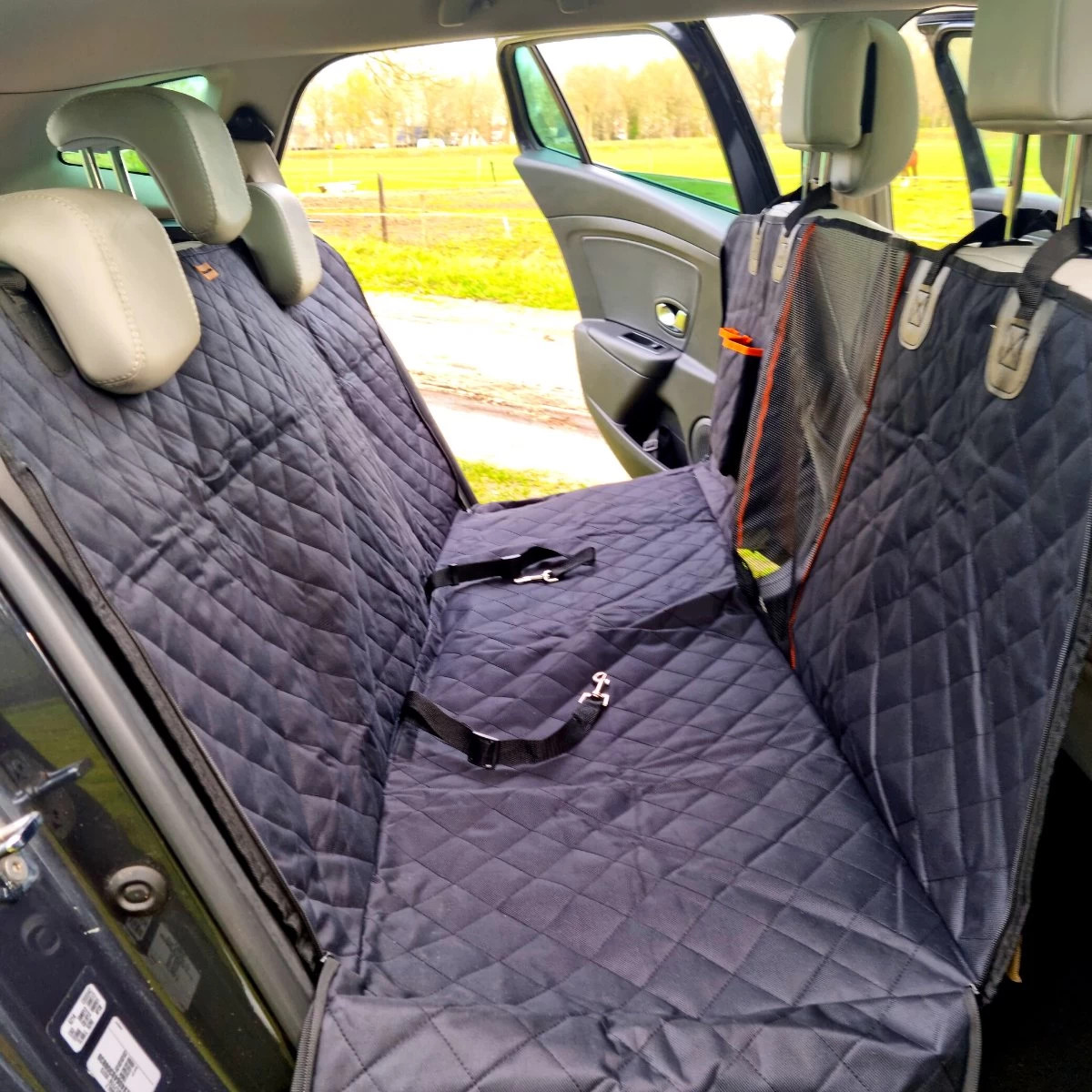 Premium Hondendeken Auto Achterbank Kijkvenster - Incl 2 Hondenriemen En E-Book - Autodeken Hond - Autobench Voor Hond - Zwart Oranje - Afbeelding 13