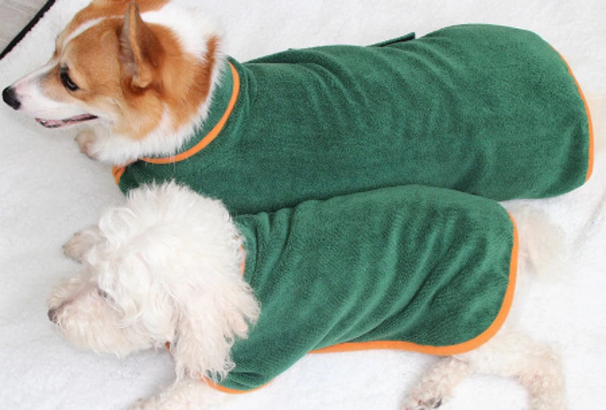 Merkloos Hondenbadjas Grijs – Maat M – Ideaal Voor Na Het Zwemmen - Afbeelding 3