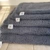 HuggleHounds - Wasbare Fleece Hondenmat Van Lamswol Voor Benches Of Als Los Kussen - In Naturel Of Grijs - S/M/L/XL/XXL - Grijs - S